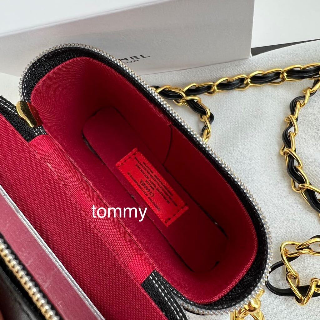 新品 シャネル CHANEL リップケースポーチ ブラック 口紅入れ 新品 シャネル CHANEL リップケースポーチ ブラック 口紅入れ