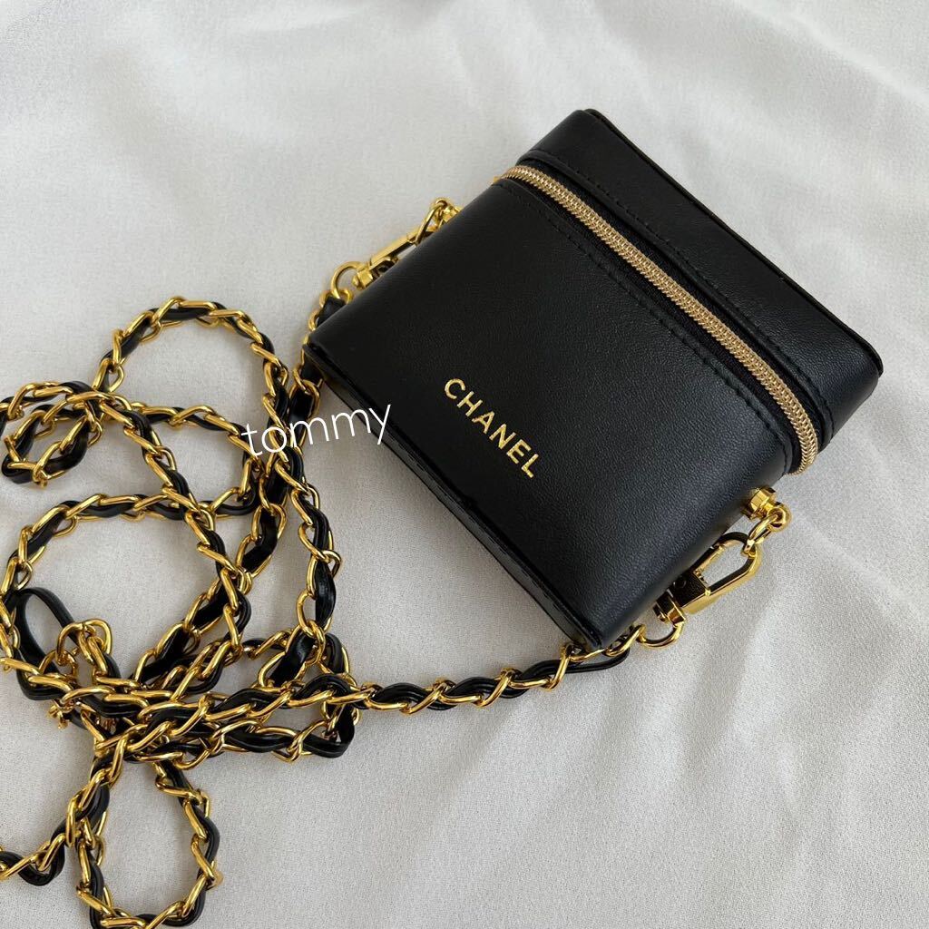 新品 シャネル CHANEL リップケースポーチ ブラック 口紅入れ 新品 シャネル CHANEL リップケースポーチ ブラック 口紅入れ