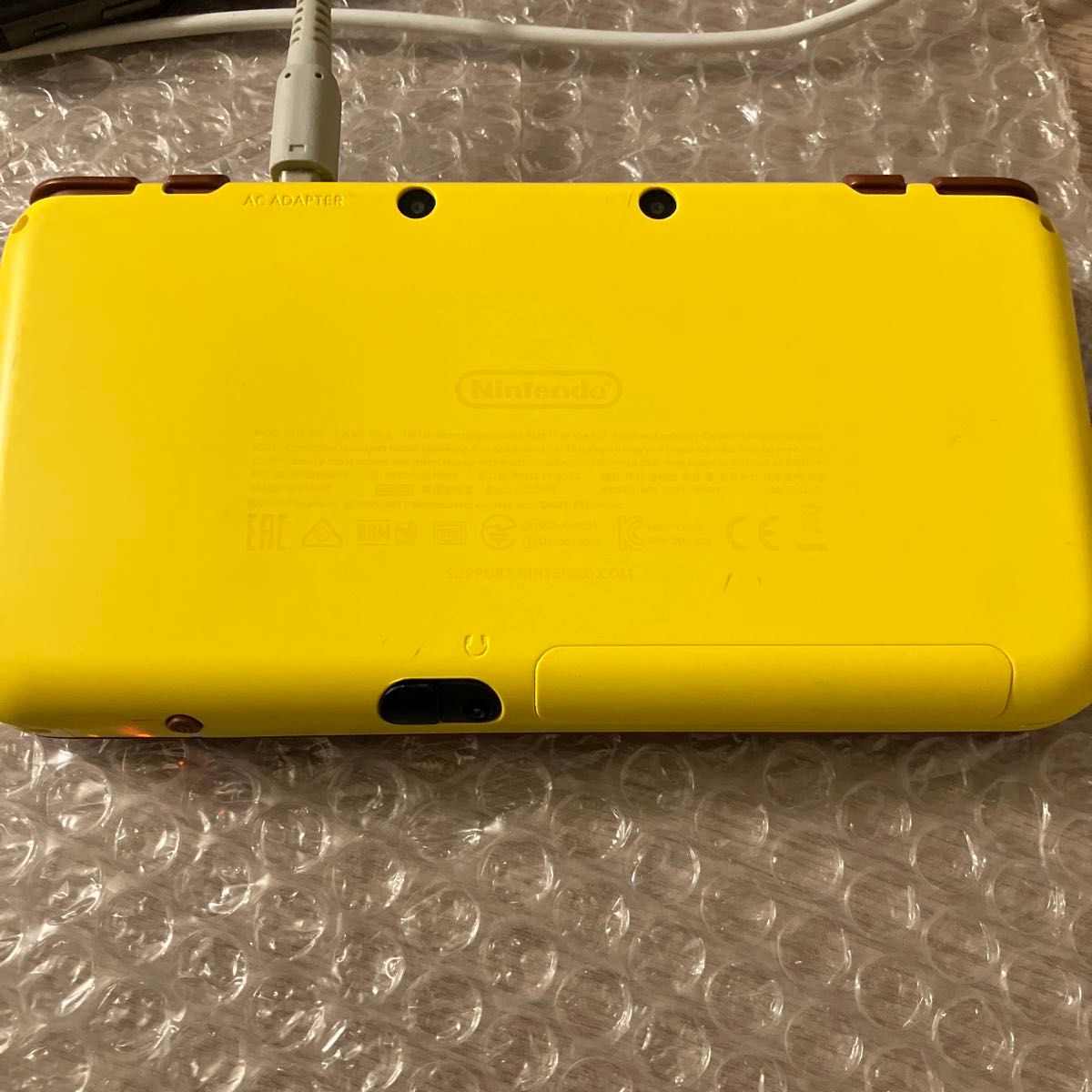 2dsll 本体 ピカチュウ　ポケモン　3ds 