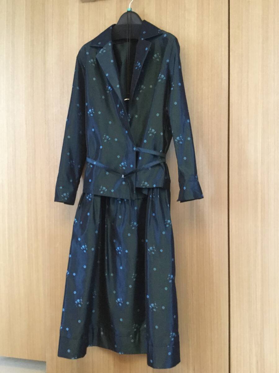 コシノヒロコ　 HIROKO KOSHINO 9 ダークブルーグリーン　刺繍　ジャケットスーツ　セットアップ　ロングスカート　上品_画像1