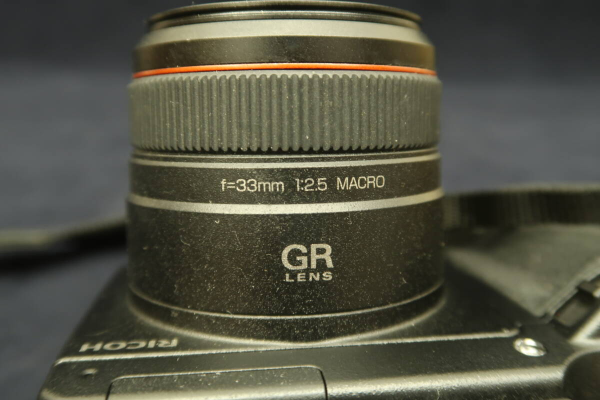 中古カメラ (4) RICOH リコー GXR f=33mm 1:2.5 f=4.9-52.5mm 1:3.5-5.6 f=5.1-15.3mm 1:2.5-4.4 ビューファインダー VF-2 ジャンク扱いの画像9