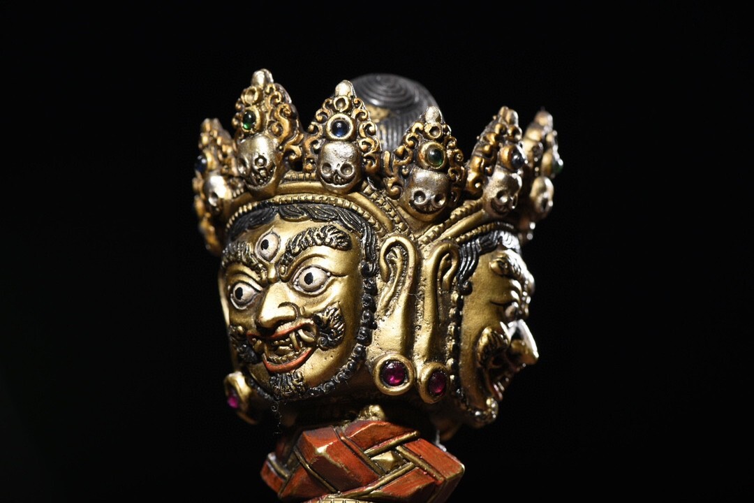 蔵友館蔵品・銅製・彩繪・描金・金剛降魔杵】・希少珍品・置物 蔵友館蔵品・銅製・彩繪・描金・金剛降魔杵】・希少珍品・置物