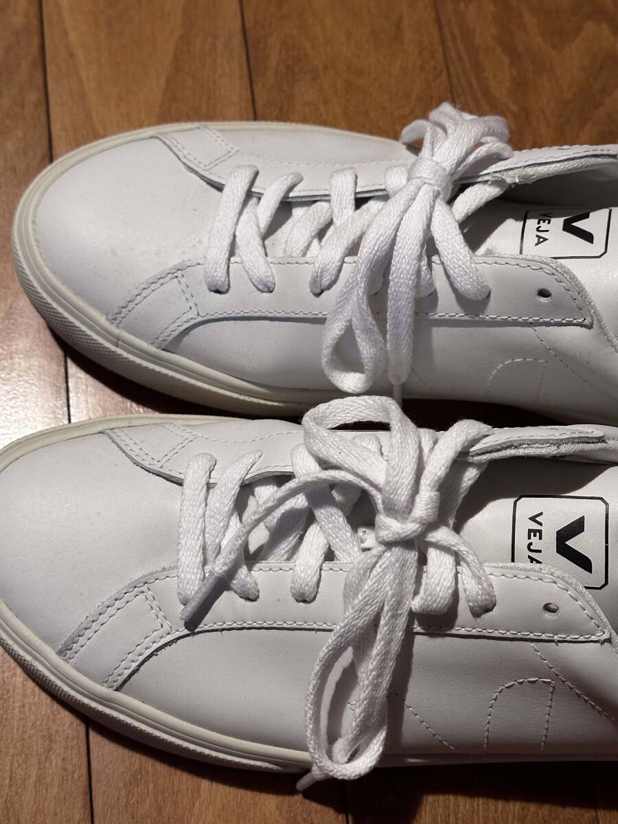 【美品】VEJA ヴェジャ Esplar Leather エスプラー レザー スニーカー 41(EUR) メンズ 26㎝ 白 ホワイト エスプラ EA020_画像2