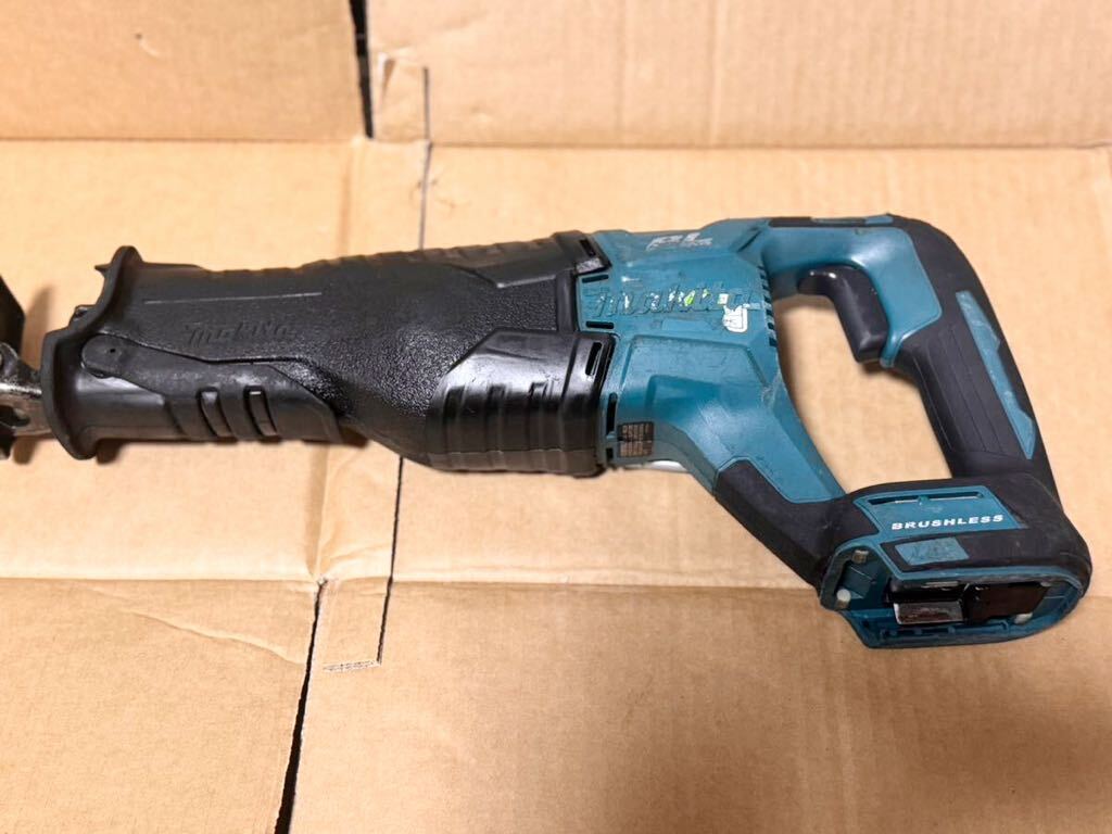 一円スタート☆ makita マキタ 18V 充電式レシプロソー XRJ05セーバーソー_画像1