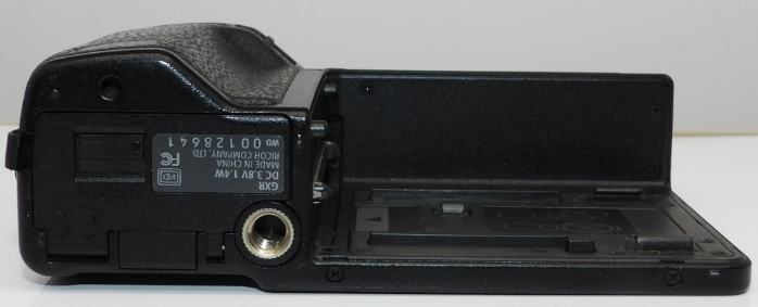 RICOH リコー デジタルカメラ GXR ボディ 本体 純正バッテリー付き 中古の画像6