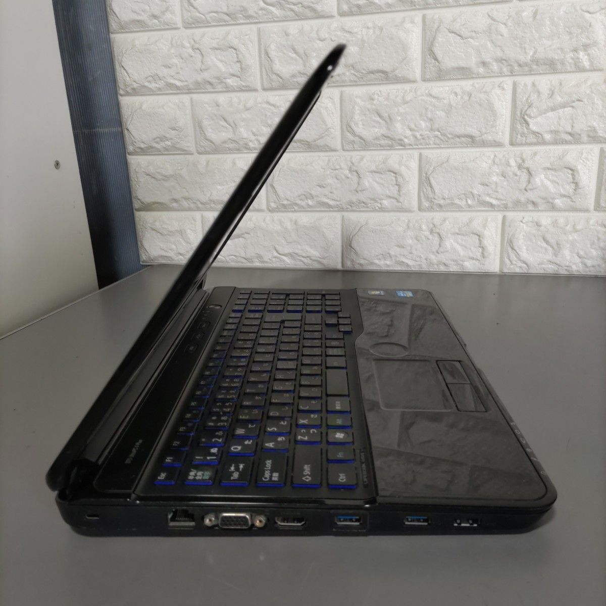 ◯富士通 LIFEBOOK AH54/G i5-2450 #2585