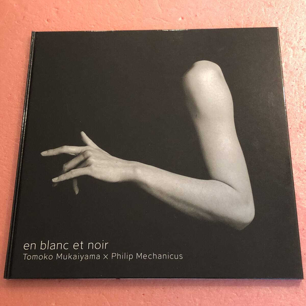 CD+写真集 Tomoko Mukaiyama Phillip Mechanicus En Blanc Et Noir 向井山朋子 フィリップ メカニカスの画像1