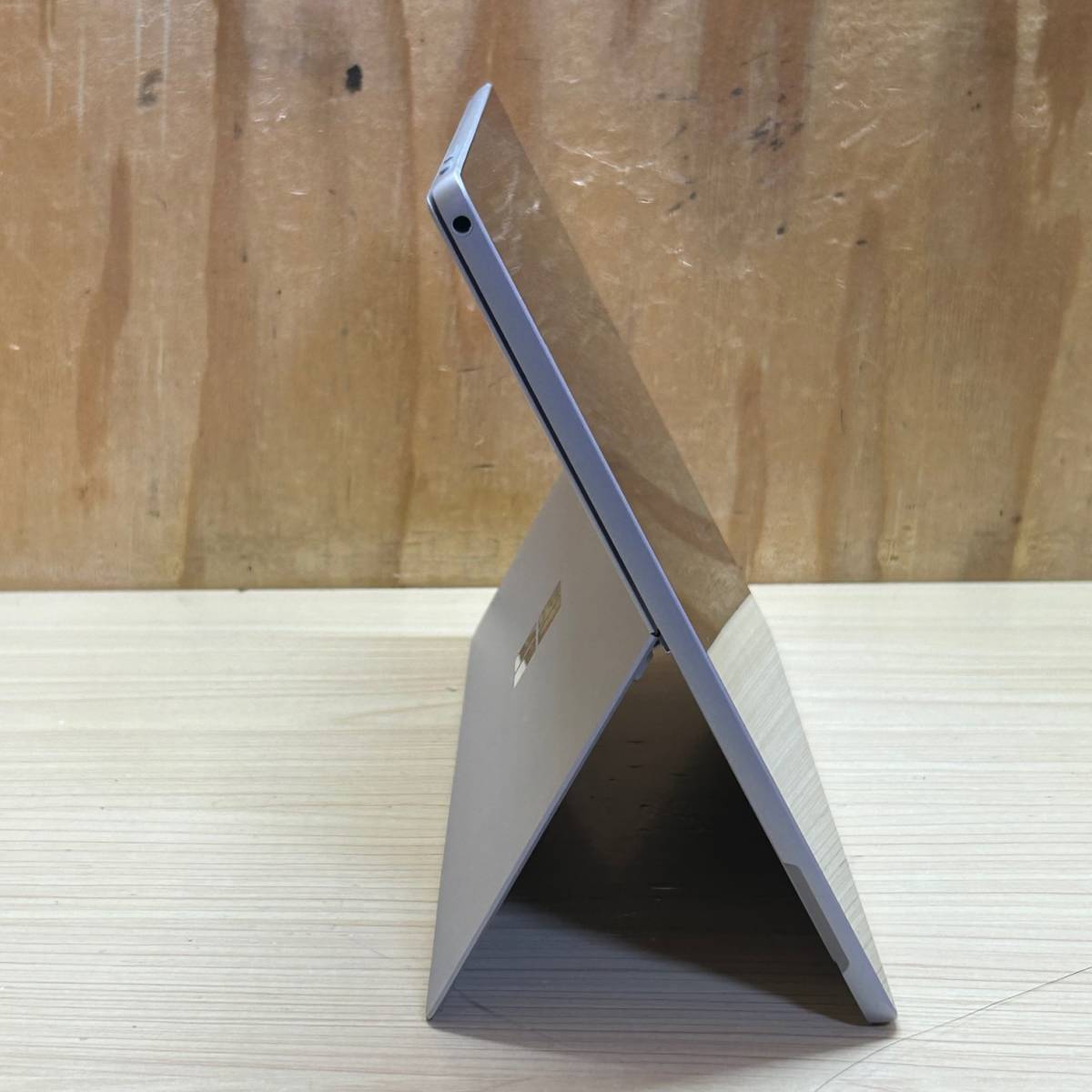 Microsoft Surface Pro 8◆LTE対応◆Core i5-1145G7◆メモリ8GB◆SSD256GB◆Iris Xe Graphics_画像誤り