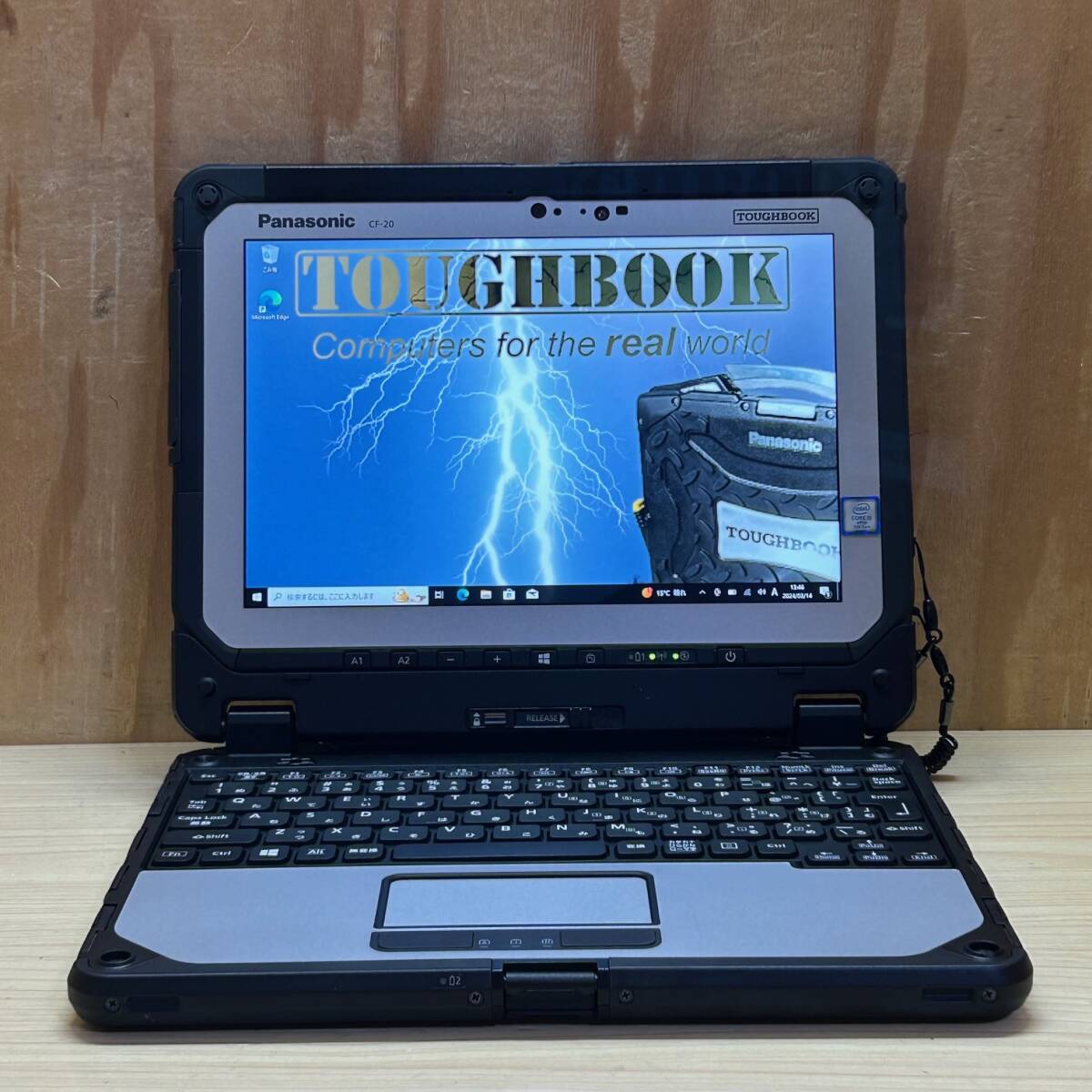 美品◆累積使用530◆TOUGHBOOK CF-20E0385VJ◆Core i5-7Y57◆メモリ4GB◆SSD128GB_画像1