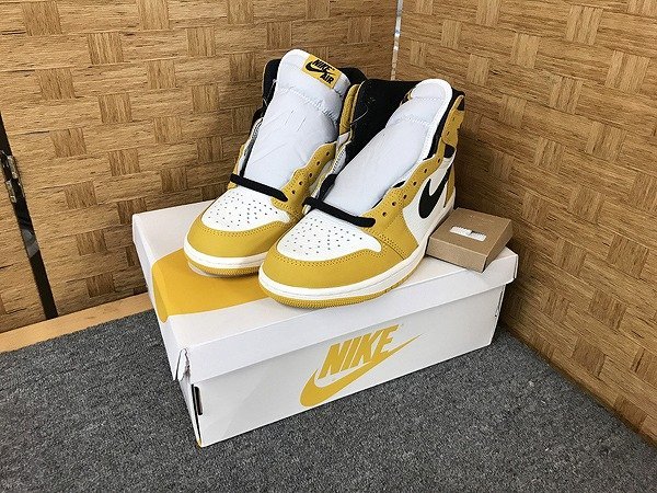 SNG18402相 ★未使用★ NIKE スニーカー Air Jordan 1 Retro High OG 'Yellow Ochre' DZ5485-701 25cm 直接お渡し歓迎_画像1