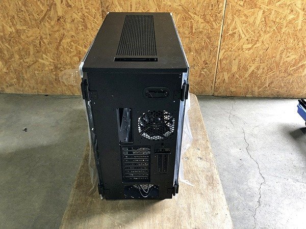 TFG18850相 ★未使用★ THERMALTAKE フルタワー型PCケース VIEW 91 TG RGB 直接お渡し歓迎_画像8