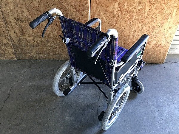 BYG32755大 カワムラサイクル 介護用車椅子 KAJ302SB 2016年製 直接お渡し歓迎の画像7