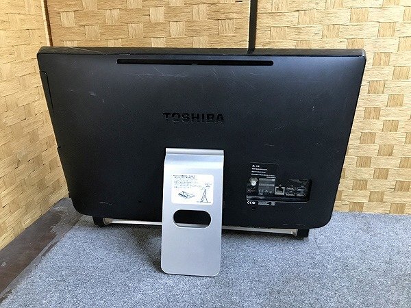 TDG37027. Toshiba one body PC 142. PD71UBP-BWA Core(TM)i7-471 memory 8GB direct pick up welcome 