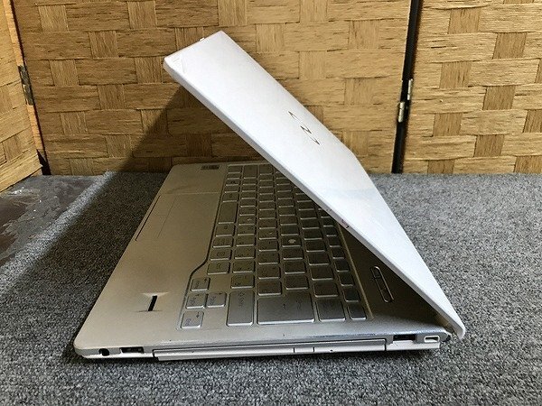 SDG31680相 富士通 ノートPC LIFEBOOK 13.3インチ FMVS90MW Core i5-4200U メモリ4GB HDD500GB ジャンク品 直接お渡し歓迎_画像7