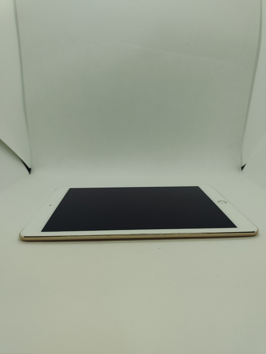 iPadAir2 アイパッドエア 第２世代 16GB  Wi-Fi+Cellular ゴールド 動作確認済 赤ロム保証 充電器付き 即発送 匿名配送の画像6