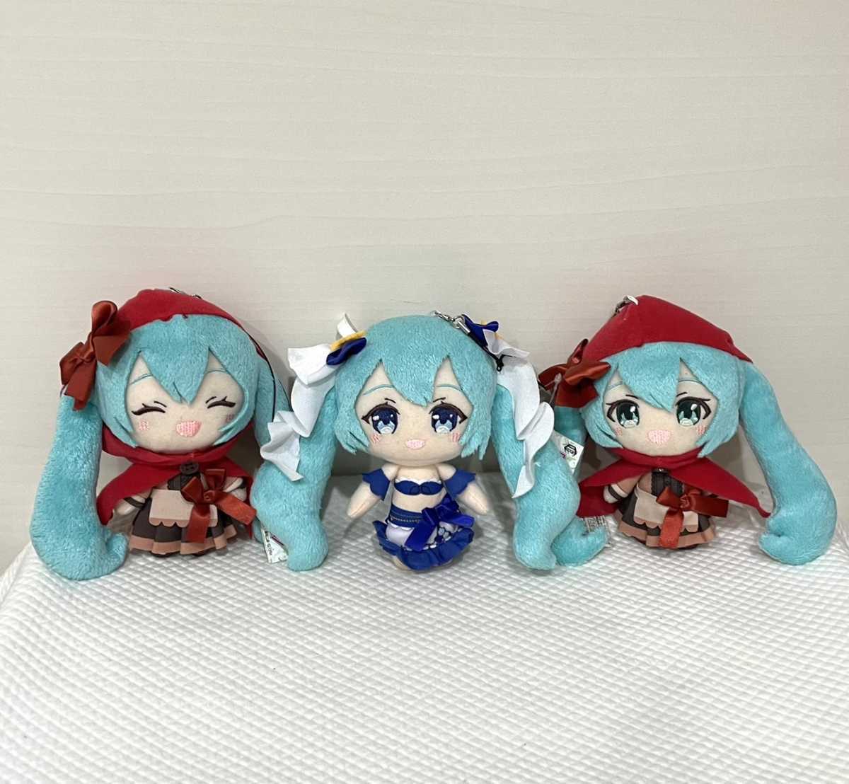 全3種セット【初音ミク Wonderland】ぬいぐるみ マスコット vol.1 赤ずきん(笑顔・通常)・人魚姫 新品 タグ付き タイトー PW_画像2