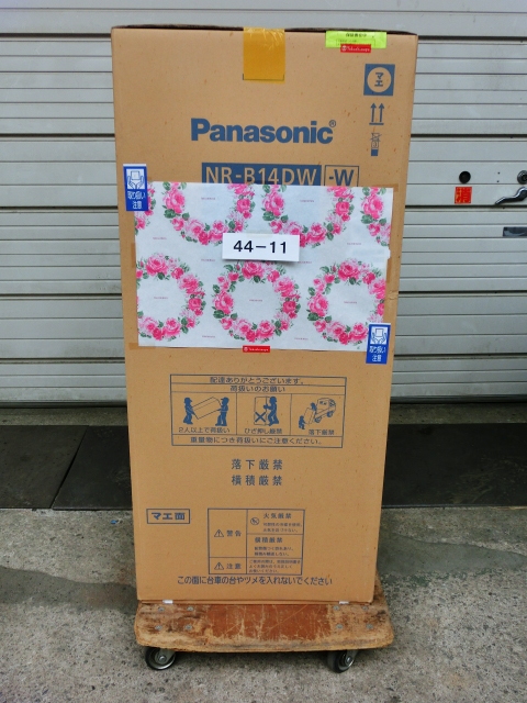 3129P◎Panasonic パナソニック 138L 2ドア 冷凍冷蔵庫 NR-B14DW-W マットバニラホワイト◎未開封_画像2