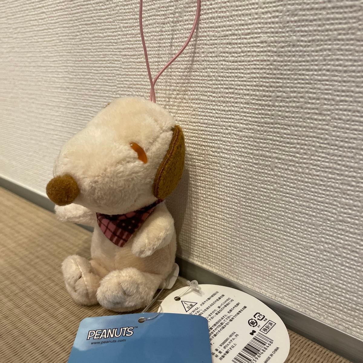 未使用　SNOOPY スヌーピー マスコット ぬいぐるみ　タグ付き　