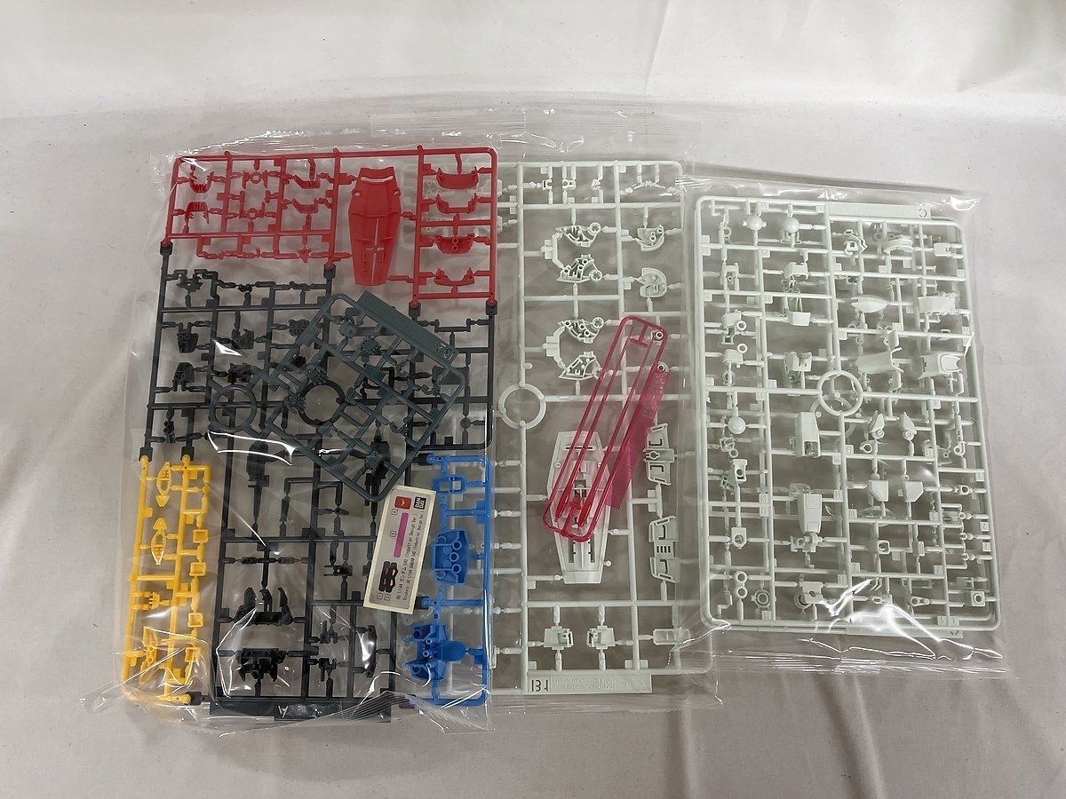 【未開封】1/144 HG ガンダムG40 Industrial Design Ver. （ブックレット付）の画像5