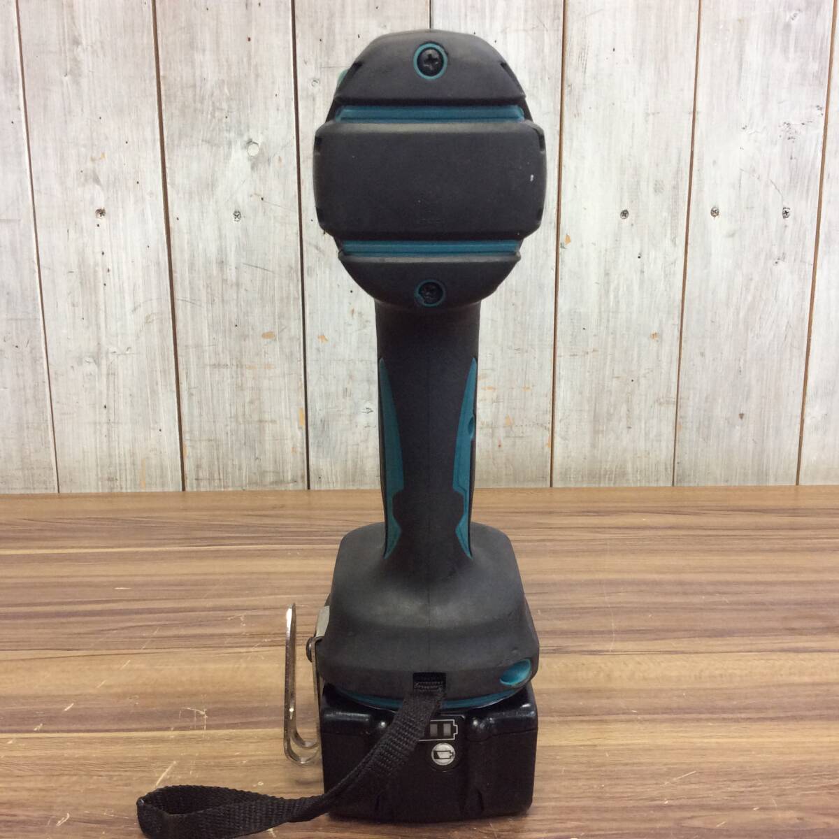 【TH-1639】中古品 makita マキタ 充電式振動ドライバ HP481DRGX バッテリ2個 充電器_画像6