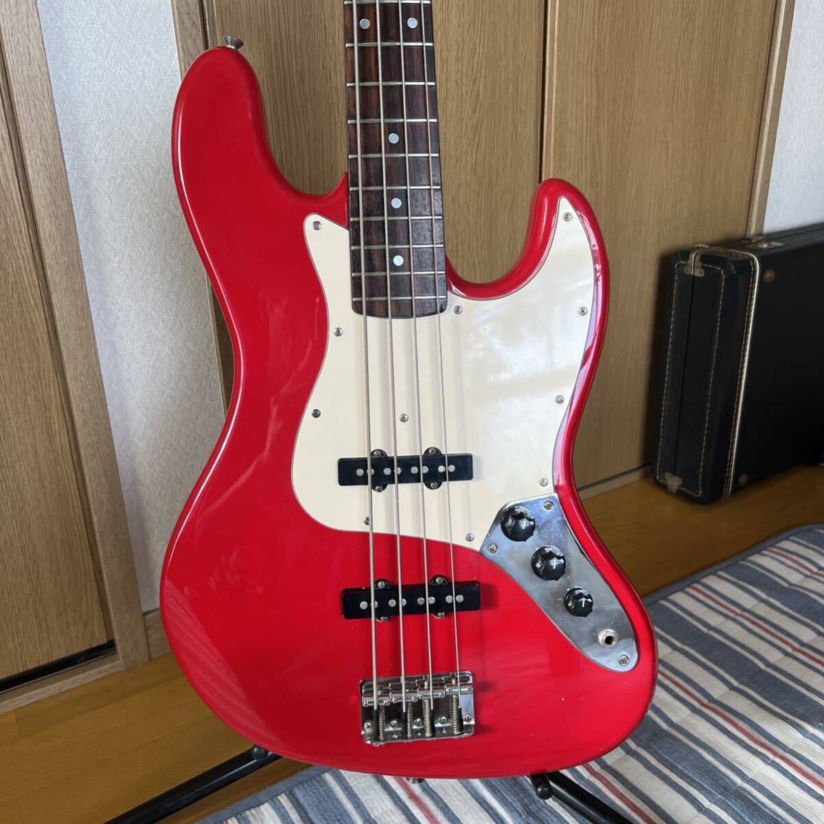 Squier by Fender JAZZ BASS