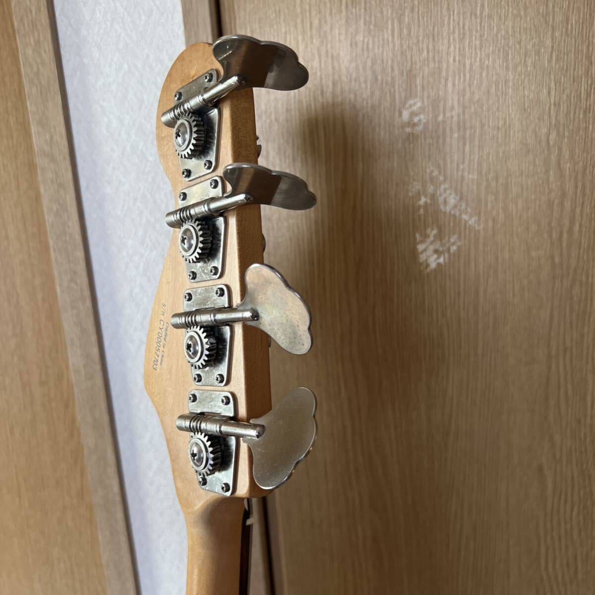 Squier by Fender JAZZ BASS