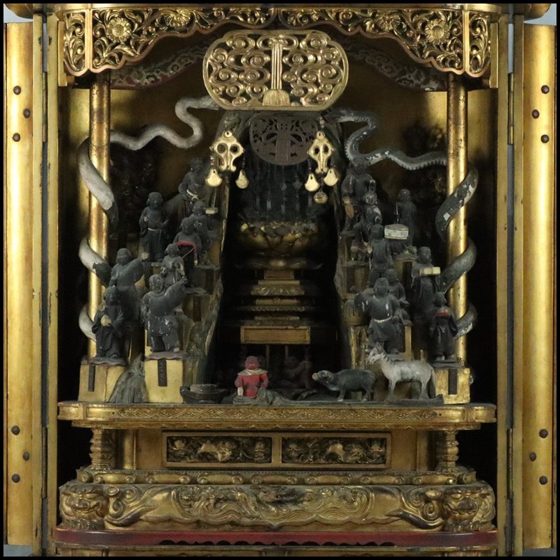 【奇】ヤフオク史上最大級 / 仏教美術 時代物 木造彩色 仏像 八臂弁財天 四天王像 十六善神 黒漆塗内漆箔 特大 木瓜形 厨子 / 高さ100cmの画像2