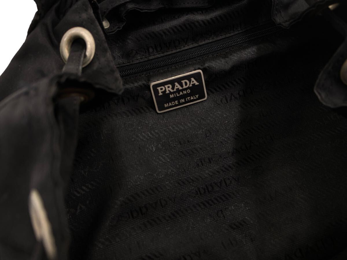 PRADA プラダ 三角プレート リュック バックパック 巾着 ベルト ナイロン 黒 ブラック レザー 2000円スタート リュックサック ブラック系の画像5