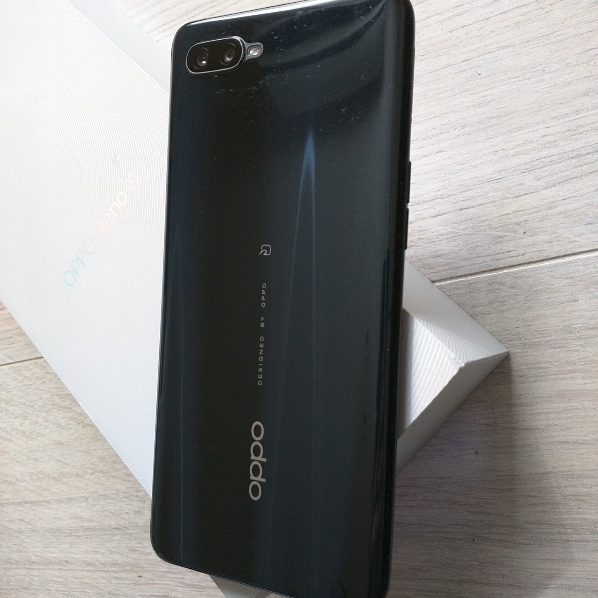 OPPO Reno A 　ブラック　ROMが128GBの楽天版　SIMロックフリー　RAM6GB.ROM128GB　デュアルSIM　概ねですが綺麗です。_画像2