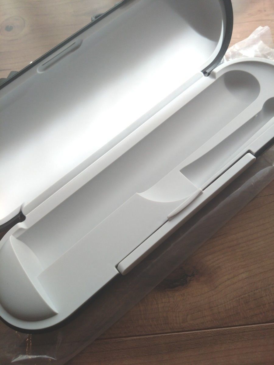 ブラウン オーラルB io用 充電機能付きトラベルケース BRAUN ブラウン オーラルB io用 充電機能付きトラベルケース BRAUN