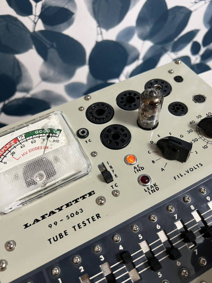 ECC88 6DJ8 4本 BUGLE BOY 笛吹童子 試験済み 真空管 デルタ ECC88 6DJ8 4本 BUGLE BOY 笛吹童子 試験済み 真空管 デルタ