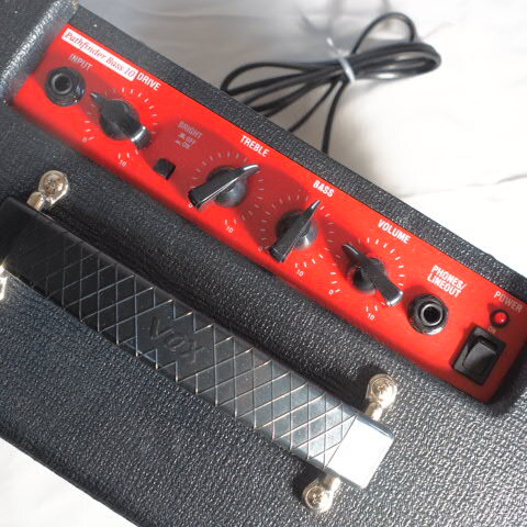 美品 VOX Pathfinder Bass10 ベースアンプ PFB-10 トランジスタ コンボ アンプ パスファインダー 楽器/100サイズ_画像4