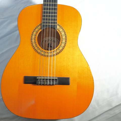 PULDIN ミニクラシックギター ケース付き 楽器/160サイズ_画像3