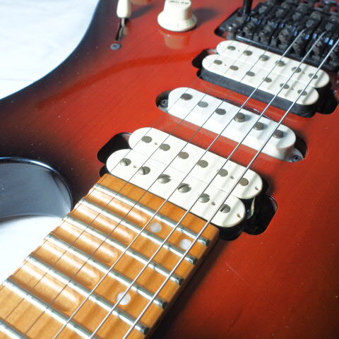YAMAHA 621DM エレキギター ケース付き スキャロップ加工 HSH 楽器/160サイズの画像5