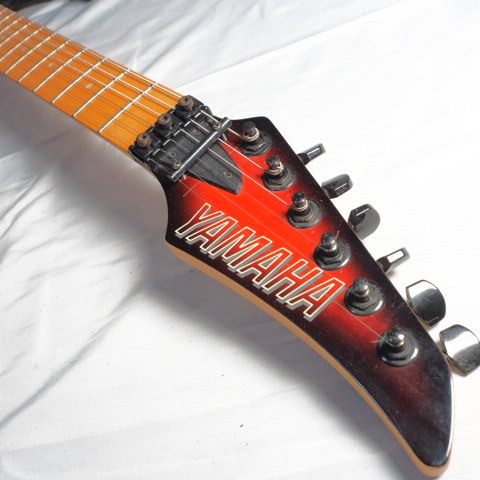 YAMAHA 621DM エレキギター ケース付き スキャロップ加工 HSH 楽器/160サイズの画像3