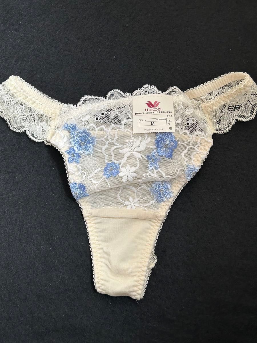 未使用品 タグ無し ワコール Wacoal 女神のヒミツ ブラ&ショーツ 未使用品 タグ無し ワコール Wacoal 女神のヒミツ ブラ&ショーツ