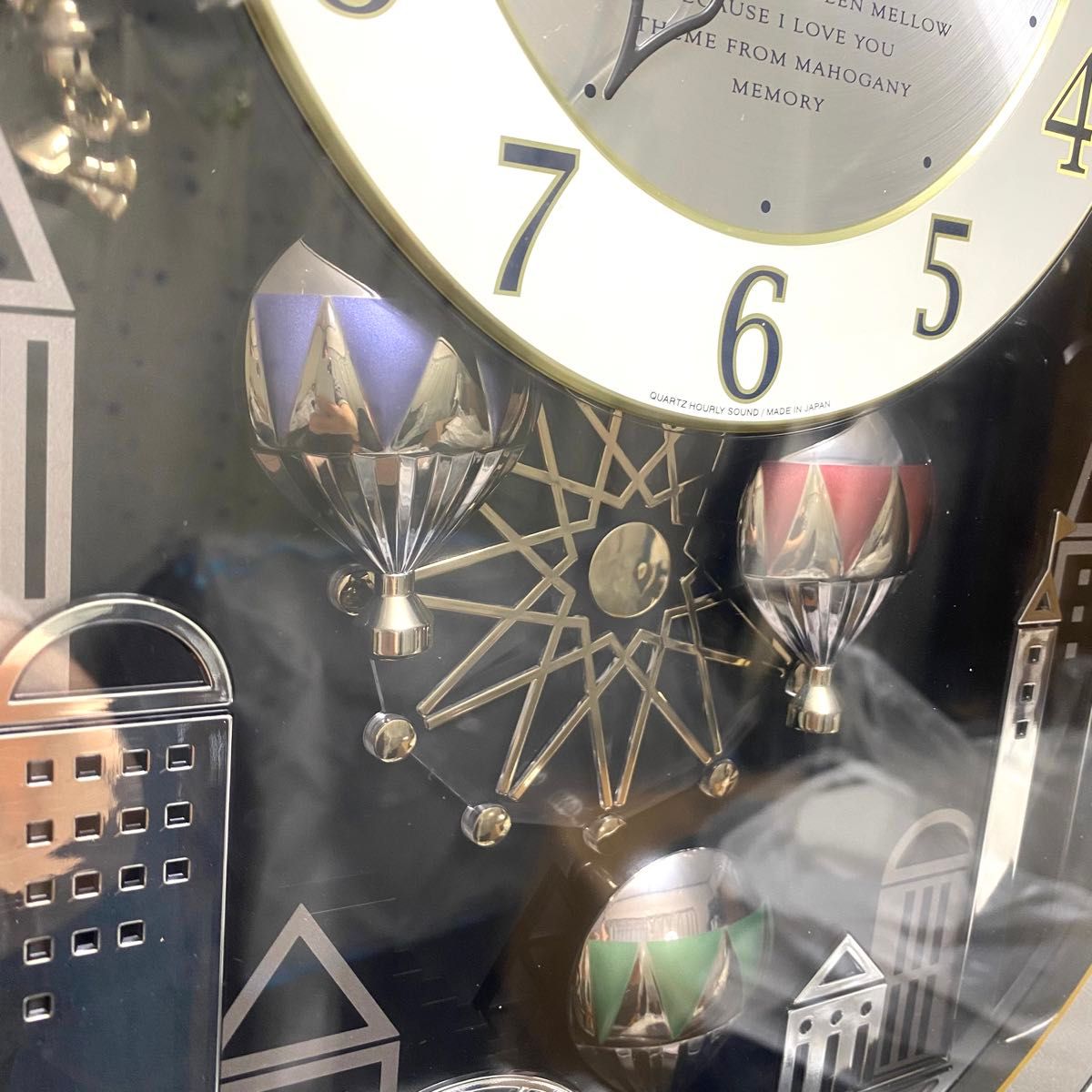 リズム時計 RHYTHM からくり時計 CUORUM Small World 4MH758 リズム時計 RHYTHM からくり時計 CUORUM Small World 4MH758