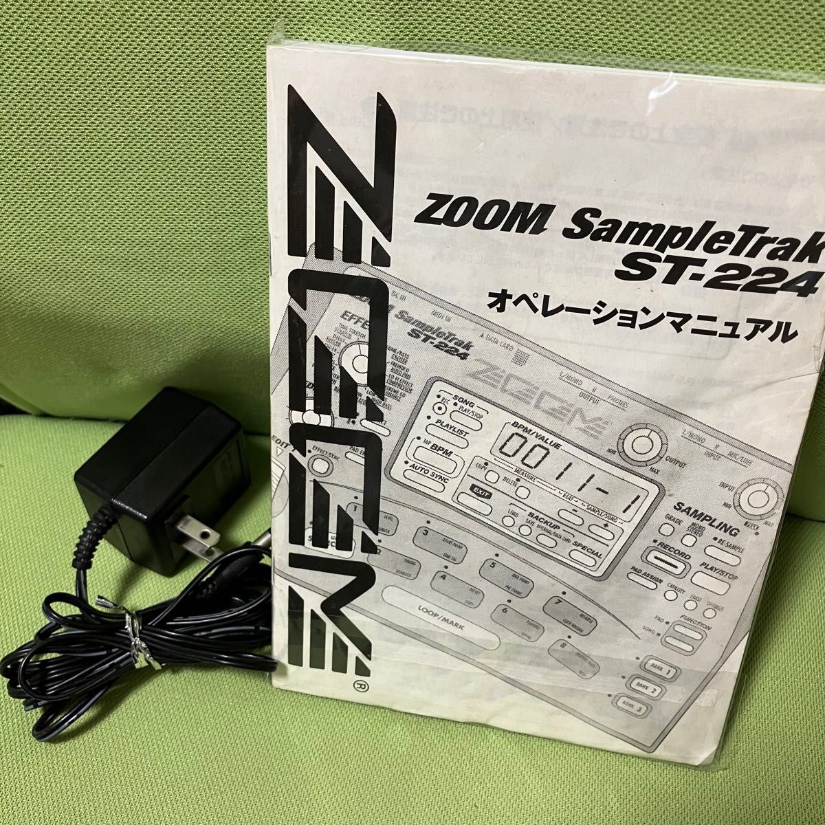 ZOOM SampleTrak ST-224 サンプラー