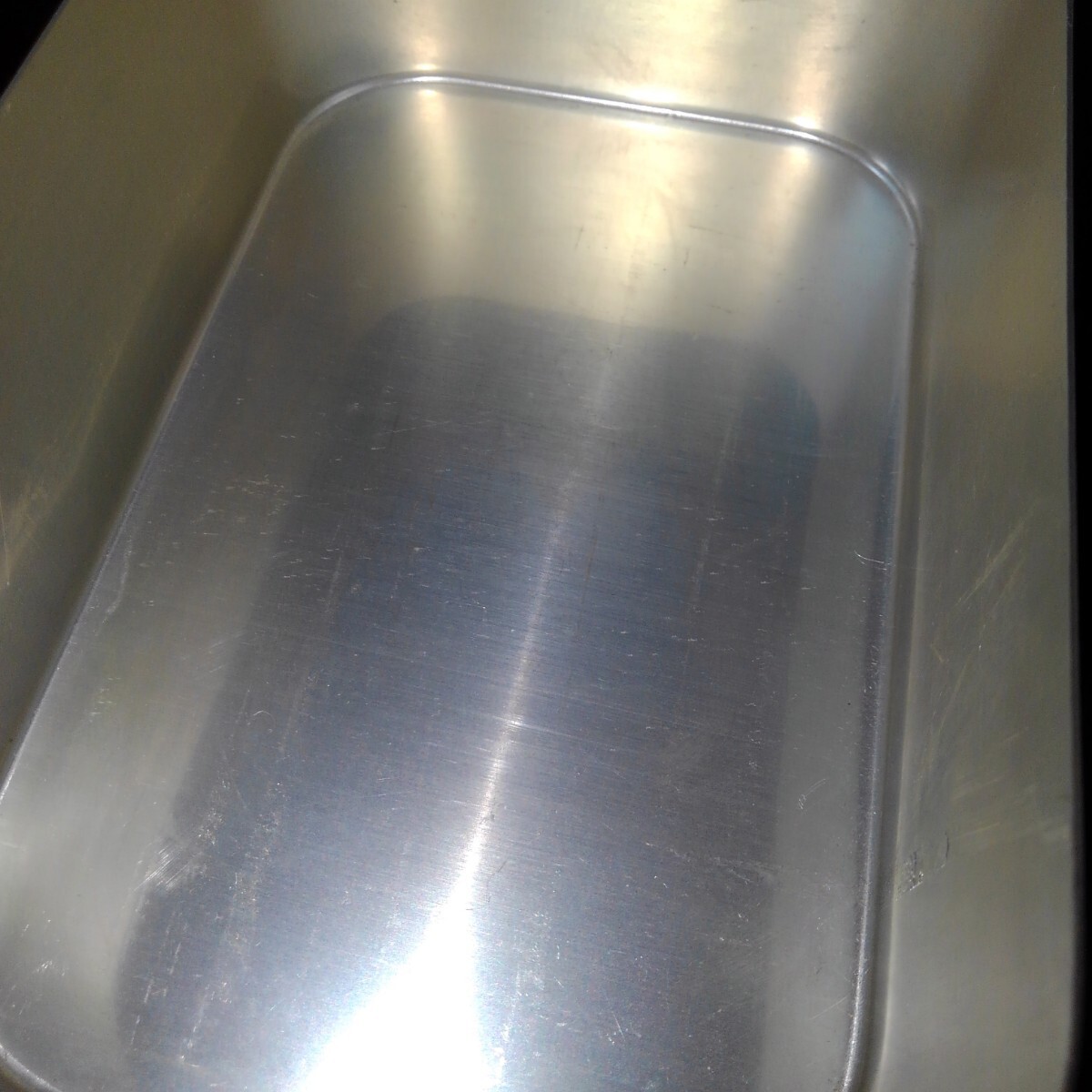 昭和レトロ 弁当箱 ドカベン 未使用だと思いますが保存状態の為キズ凹みあり 本体フタ おかず入れの三点 サイズ写真参照 の画像4