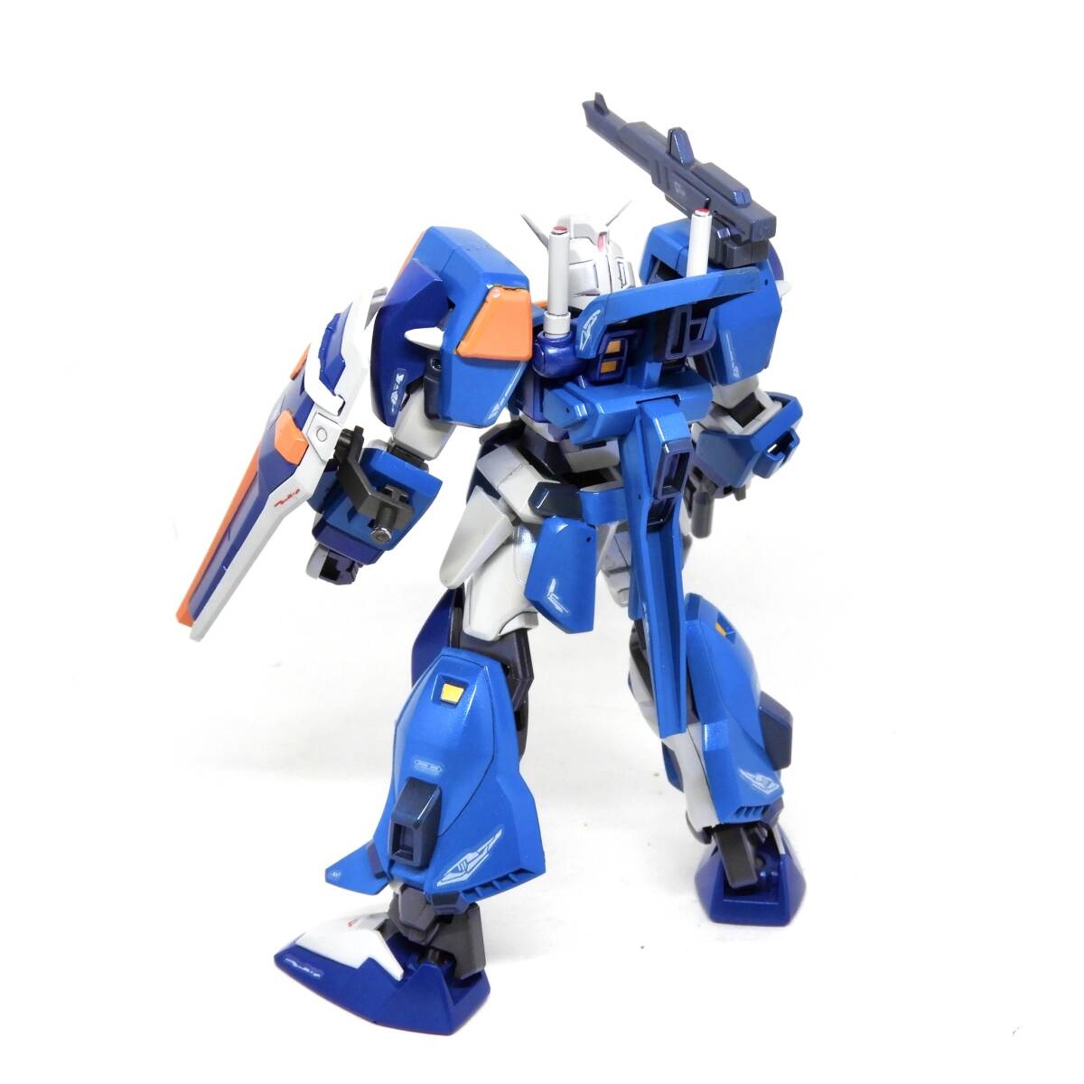 HG デュエルガンダム / ガンプラ 完成品