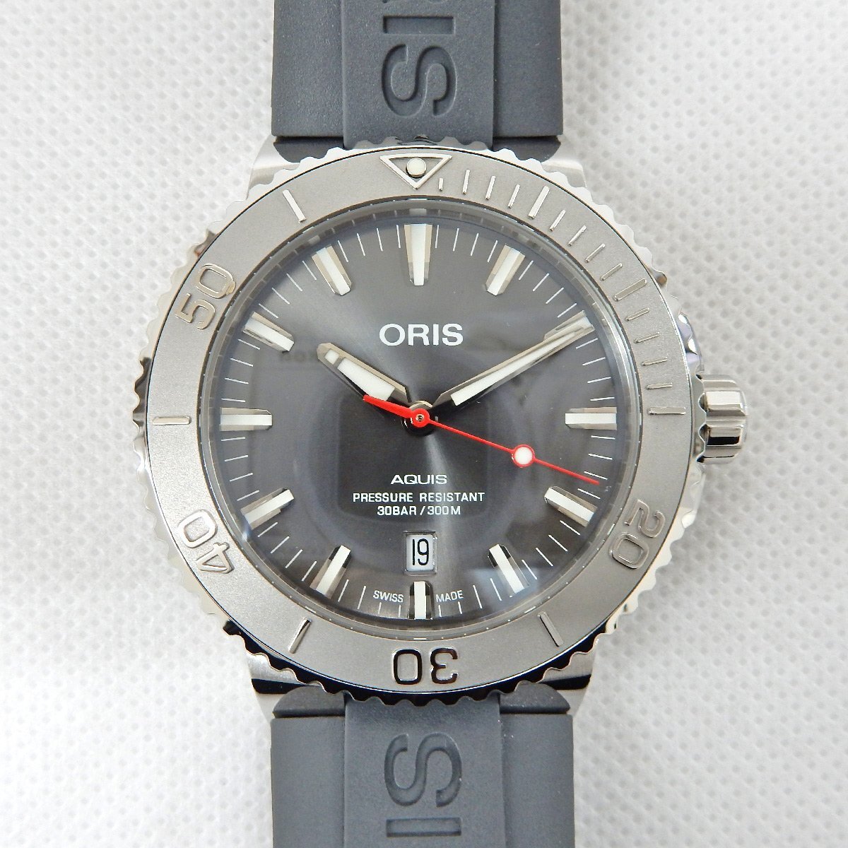 SA64 [送料無料/美品] ORIS オリス AQUIS アクイス デイト 自動巻き腕時計 01 733 7730 4134 グレーの画像2