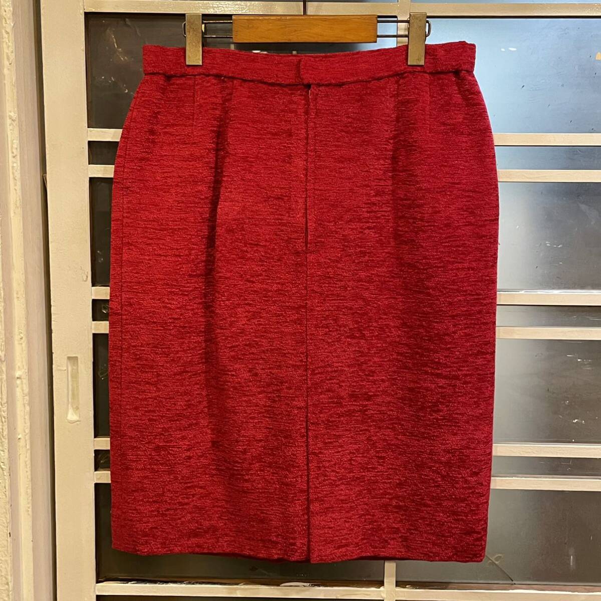  выставить LAPINE ROUGE жакет юбка костюм красный no color bai цвет k2403261