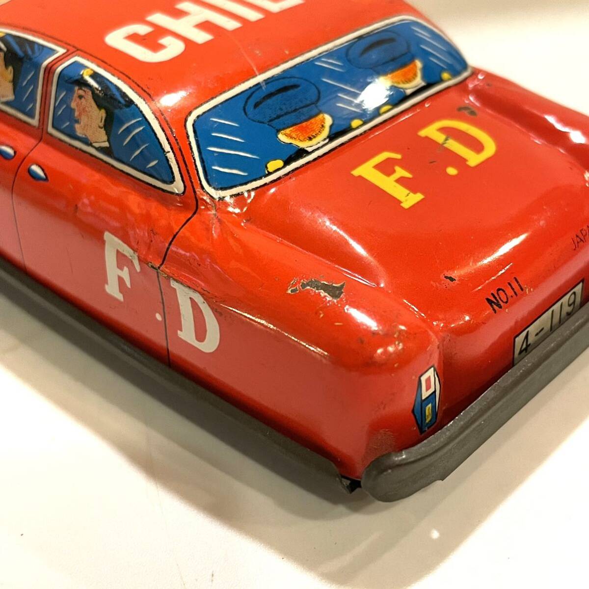ブリキ 車 Tin Fire Department Chief Car Vintage F.D 当時物 昭和 レトロ ヴィンテージ おもちゃ k2403305の画像8