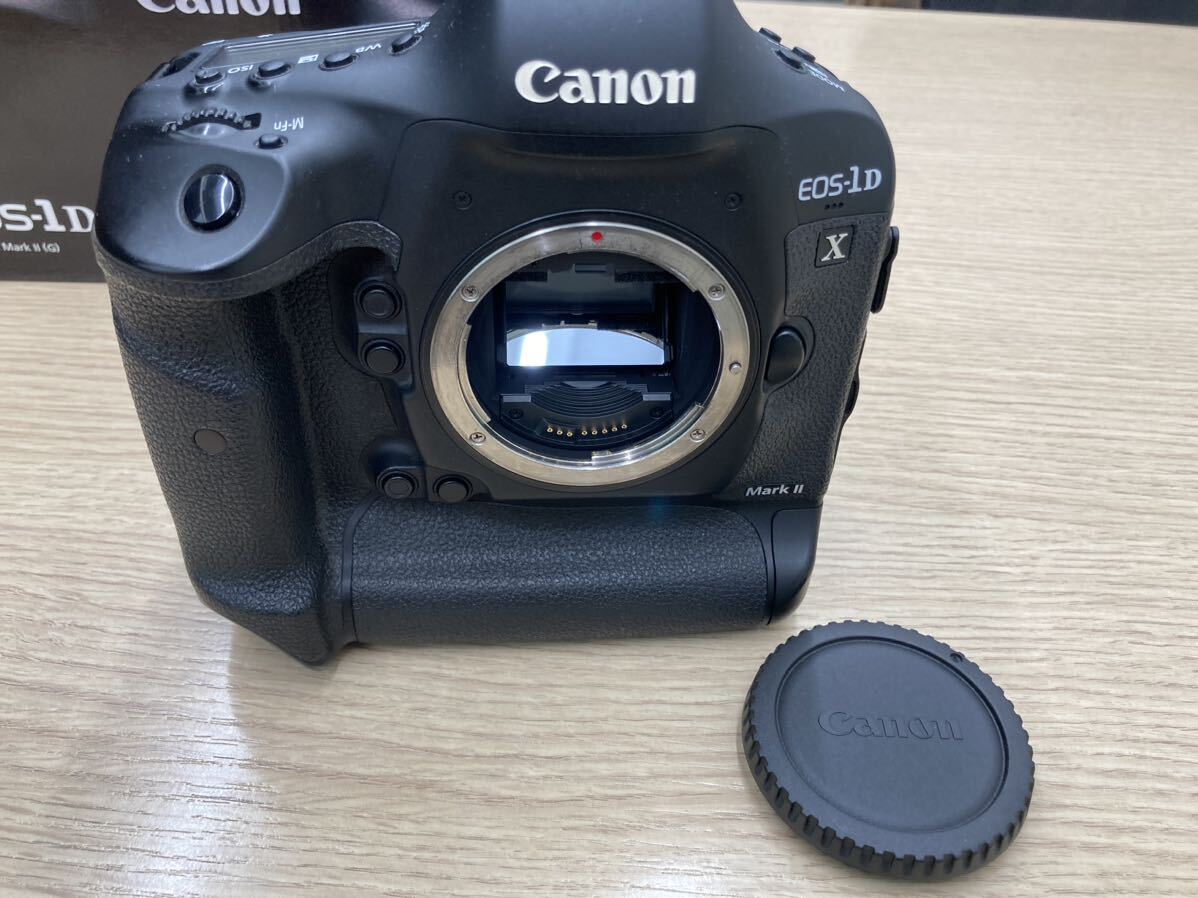 Canon キャノン　EOS-1DX マーク2 ボディ　付属品付き　中古_画像3