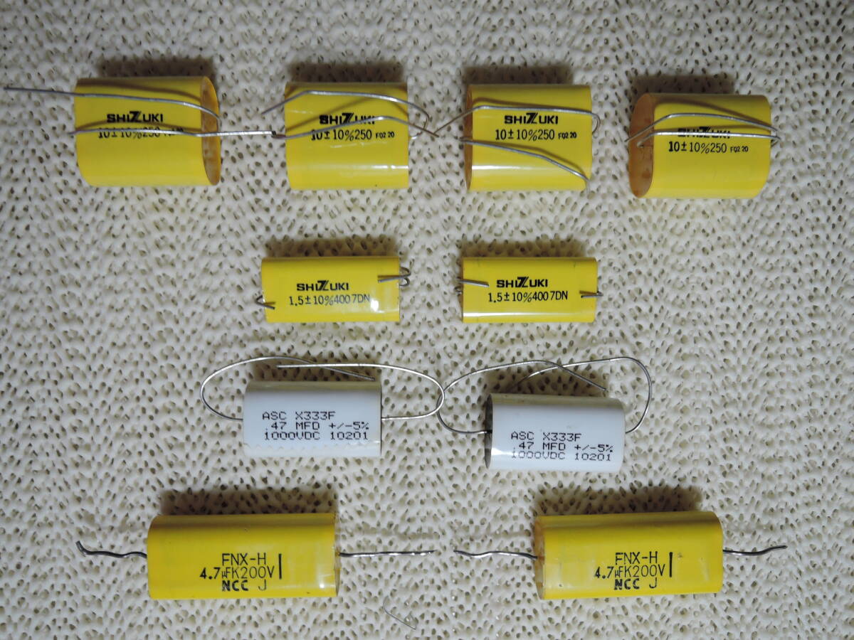 【未使用品＋中古・送料無料】フィルム・コンデンサー（10μF/250V×4個、1.5μF/400V×2個、0.47μF/1000V×2個、中古 4.7μF/200V×2個）_画像1