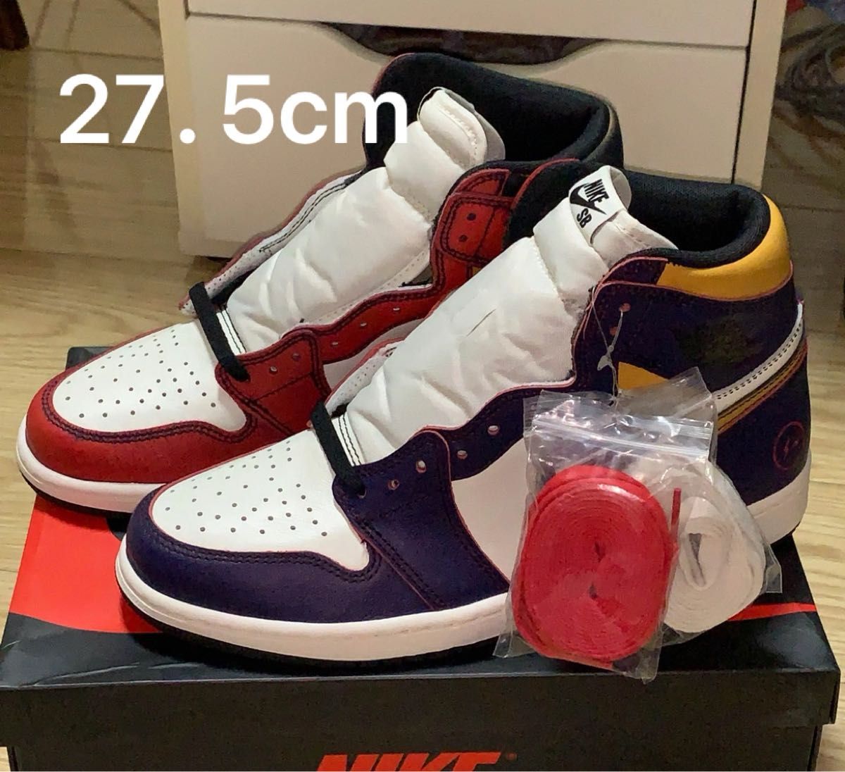 Nike SB × Air Jordan 1 Retro High Nike SB × Air Jordan 1 Retro High
