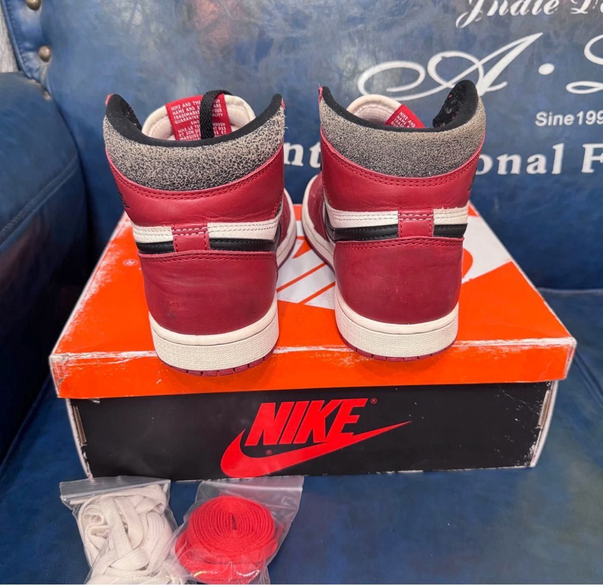 Nike Air Jordan 1 High OG "Lost & Found/Chicago"