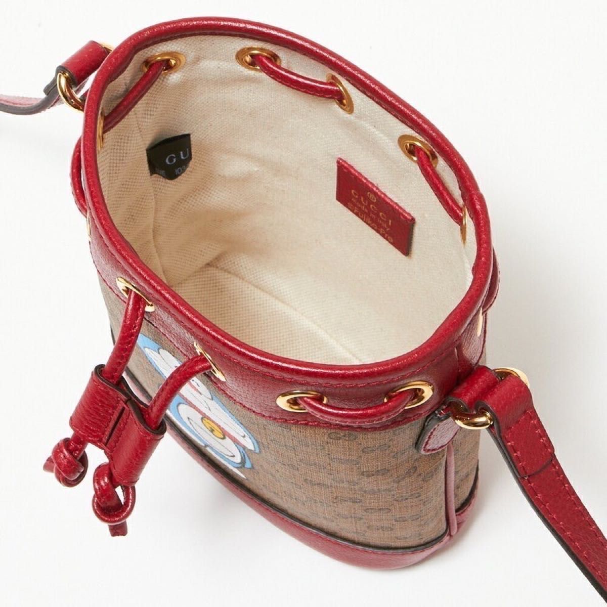 新品 GUCCI グッチ ドラえもん ショルダーバック 鞄 ミニバック 新品 GUCCI グッチ ドラえもん ショルダーバック 鞄 ミニバック