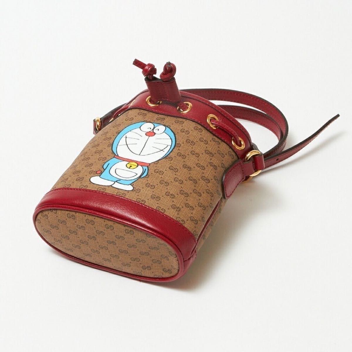 新品 GUCCI グッチ ドラえもん ショルダーバック 鞄 ミニバック 新品 GUCCI グッチ ドラえもん ショルダーバック 鞄 ミニバック