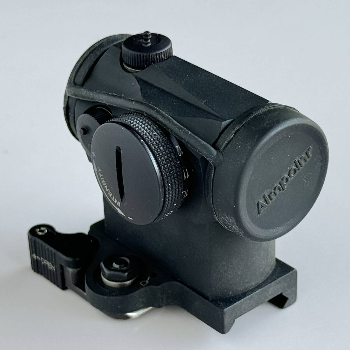 【実物】Aimpoint Micro T-1 Red Dot Reflex Sight + Larue Tactical LT660【Used】の画像1